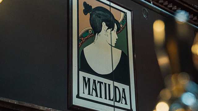 Maître / Jefe de Sala