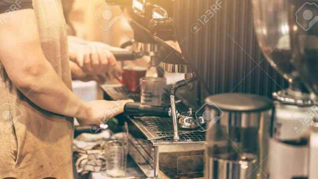 Dependiente de Panadería y Cafetería