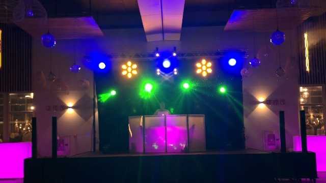 DJ
