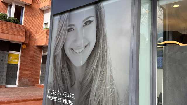 Auxiliar de óptica en clínica