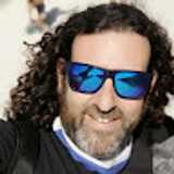 JOSE LUIS M. avatar icon