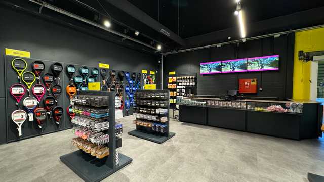 VENDEDOR TIENDA ESPECIALIZADA EN PADEL
