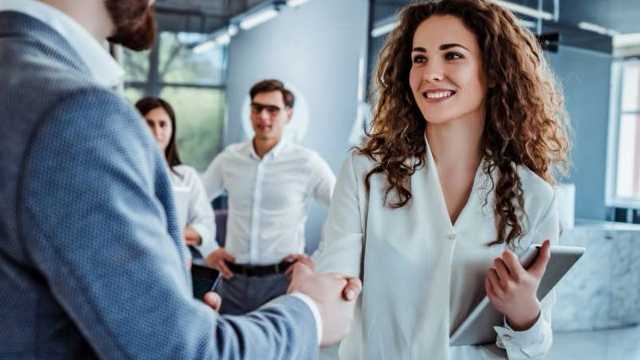 Gestor/a de Relaciones con Clientes – Área Servicios