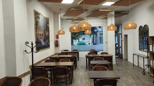 Ayudante/a de Cocina: Friegaplatos