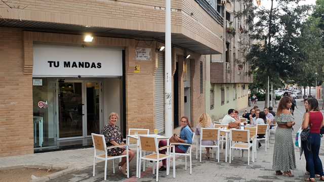 Camarero/a