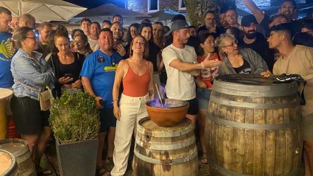 CAMAREROS COCINEROS AYUDANTE DE COCINA (H/M)