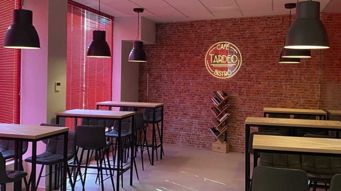 Café Bistró Tardeo cover image