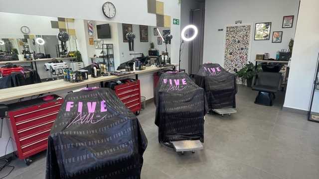 Oficial de Peluqueria