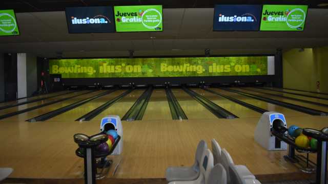 Técnico de Mantenimiento de Bowling