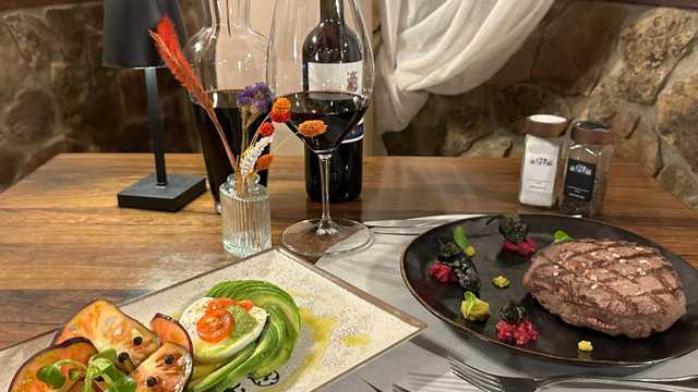 Ayudante de Camarero/a