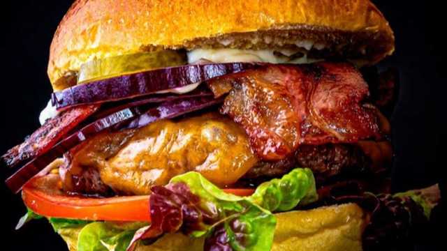 Ayudante/a de Cocinero/a