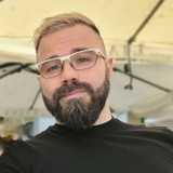 Robert B. avatar icon