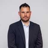 DANIEL S. avatar icon