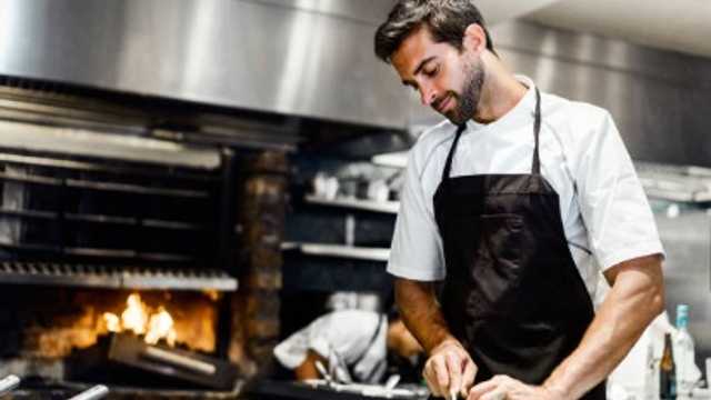COCINERO/A PARA LOCAL DE TAPEO CON MÚSICA EN DIRECTO ZONA PRÍNCIPE PÍO