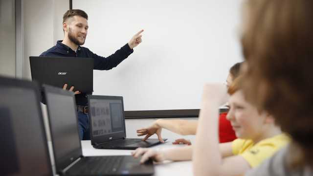 Profesor/a de Programación – Impact Academies & Camps (Madrid)