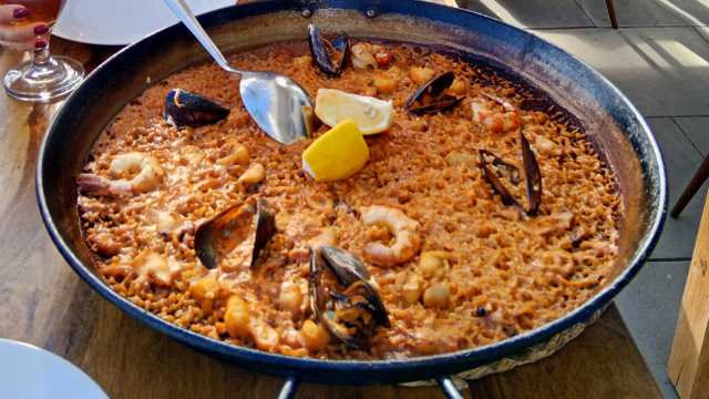 Ayudante de Camarero/a