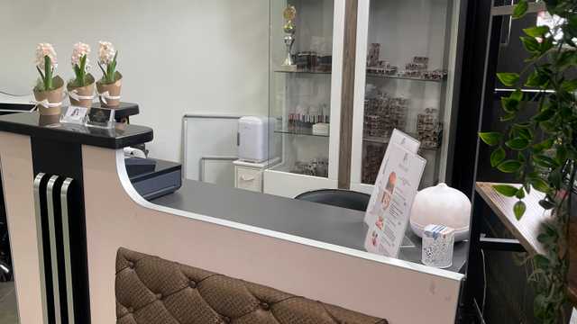 BEAUTY & HAIR PROFESSIONALS WANTED – EAST HAM E6