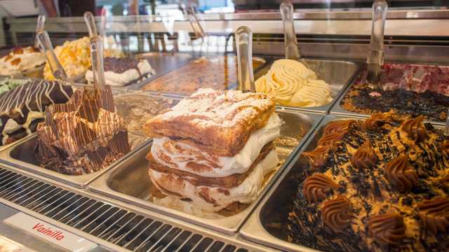 CAMARERO DEPENDIENTE