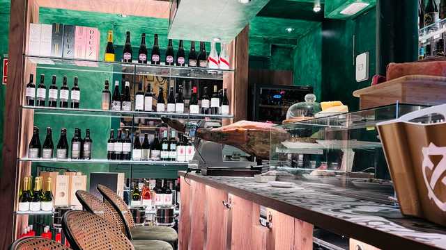 Camarero/a de Barra y Sala/Terraza