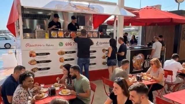 Dependiente/a y Ayudante de Cocina