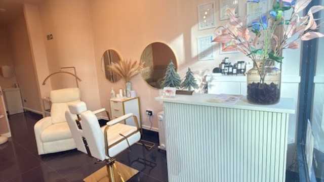 Beauty Therapist
