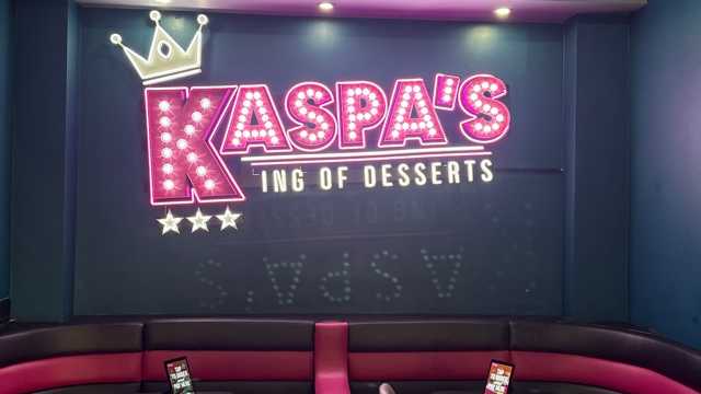 Barista and Waiter / Waitress