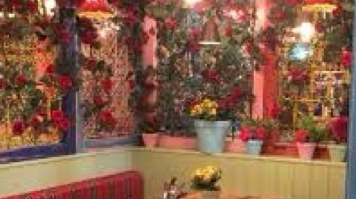 Comptoir Libanais Kingston cover image