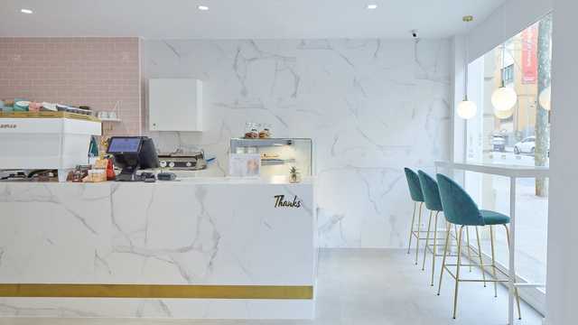 Camarero/a y Dependiente/a