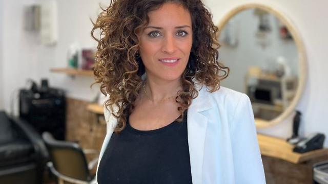 Oficial de Peluquería