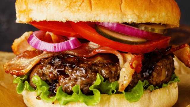 Ayudante/a de Cocina y Friegaplatos