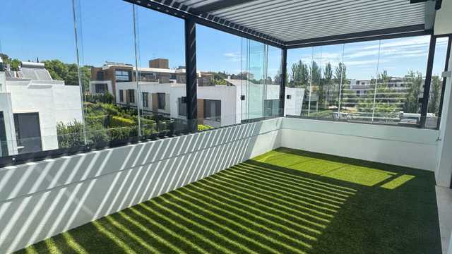 Ayudante/a Instalador del Toldos