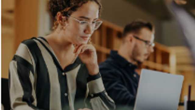 Responsable de Almacén y Gestión Administrativa