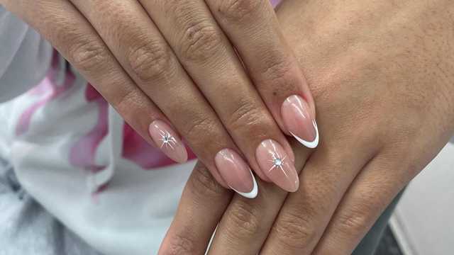 Ayudante/a de Estética