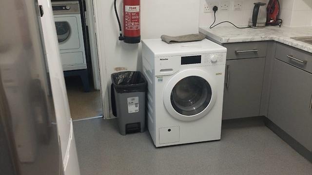 Experienced cleaning Operative (ENFIELD AREA)