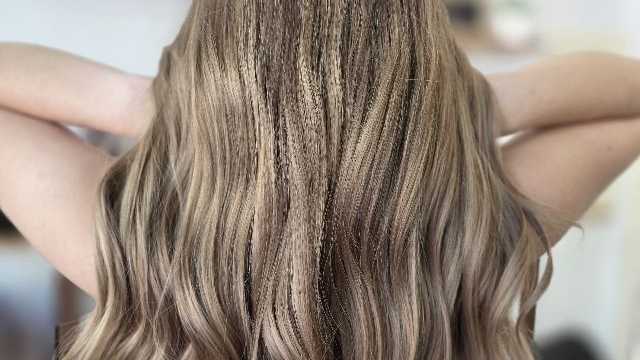 ✂️ PELUQUERO/A OFICIAL/a de 1a