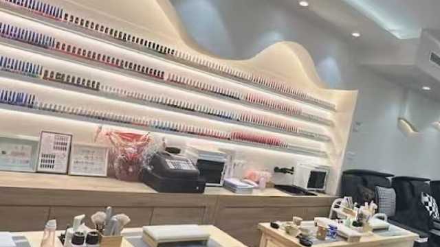 💅 ¡Buscamos Manicurista Top para nuestro Salón en Eixample!