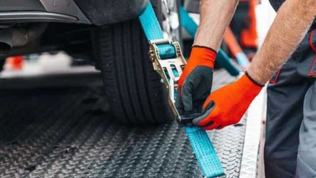 Conductor Grúa / coche taller