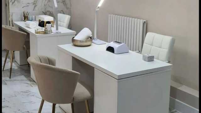 Manicurista Técnica Uñas Acrilicas
