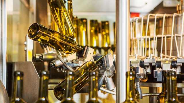Operario/a de empresa de bebidas