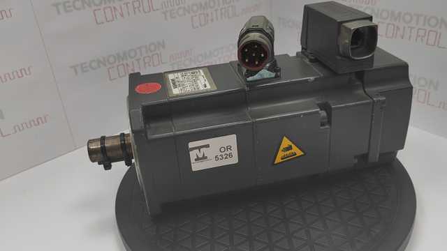 Técnico/a en reparación de electrónica industrial