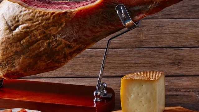 Batman cortador de jamon