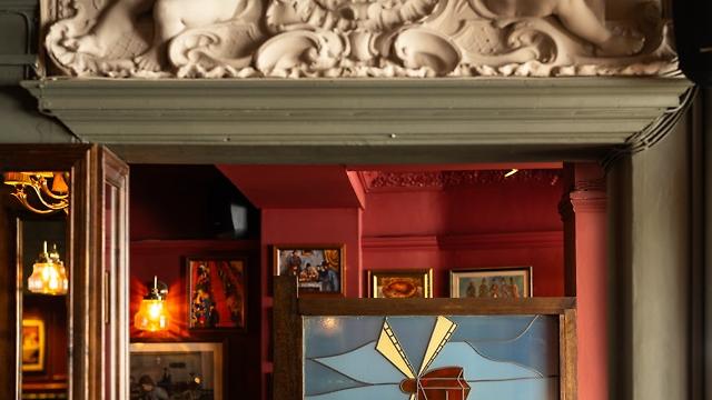 Bar / Waiting Staff