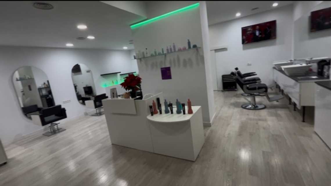 Adenium Salón cover image