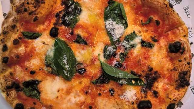 🍕 Apprentice pizza chef