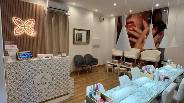 Manicurista Técnica Uñas Acrilicas