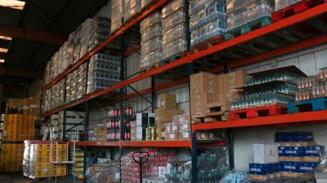 mozo/a de almacén tienda de bebidas