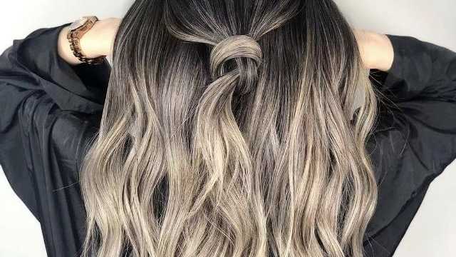 Oficial de Peluquería