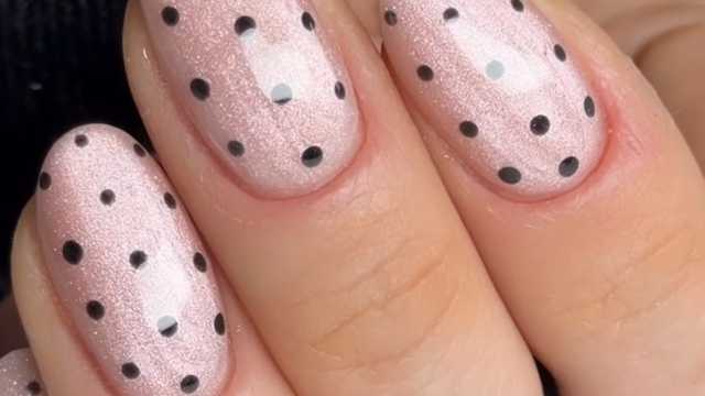 Manicurista Técnica Uñas Acrilicas