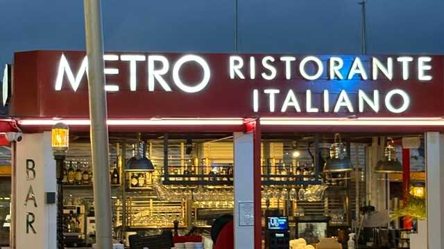 Camarero/a y Cocinero/a