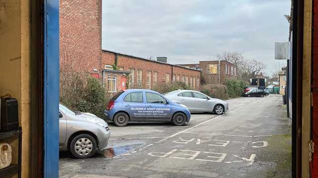 MOT Tester